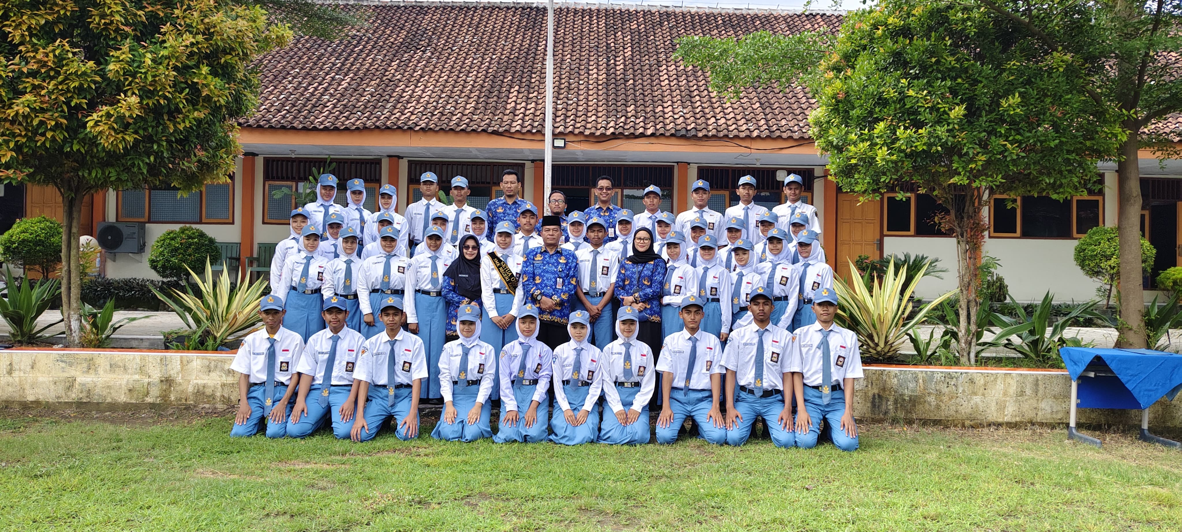 Foto bersama OSIS